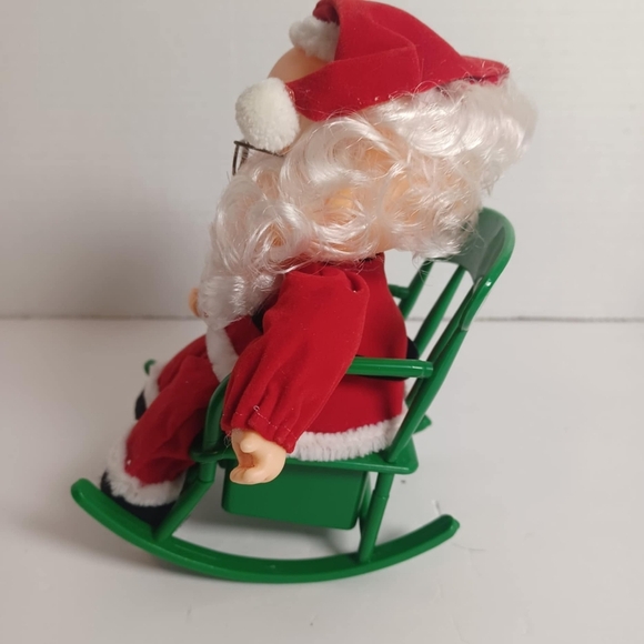 Vtg Rocking Music & Santa Nodding Head in Rocking Chair Christmas Decoration - Picture 3 of 6